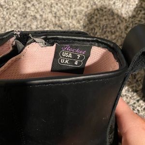 Women’s motorcycle boots